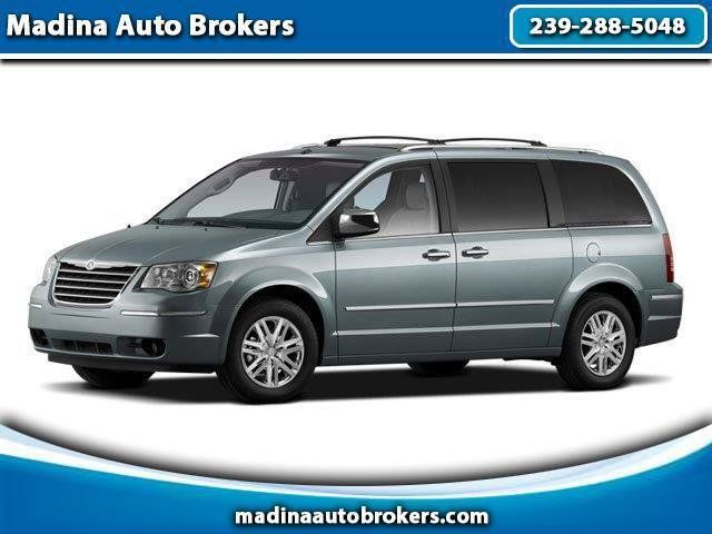 Used 2009 Chrysler Town & Country Touring FWD image 1