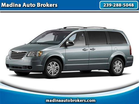 Used 2009 Chrysler Town & Country Touring FWD image 1