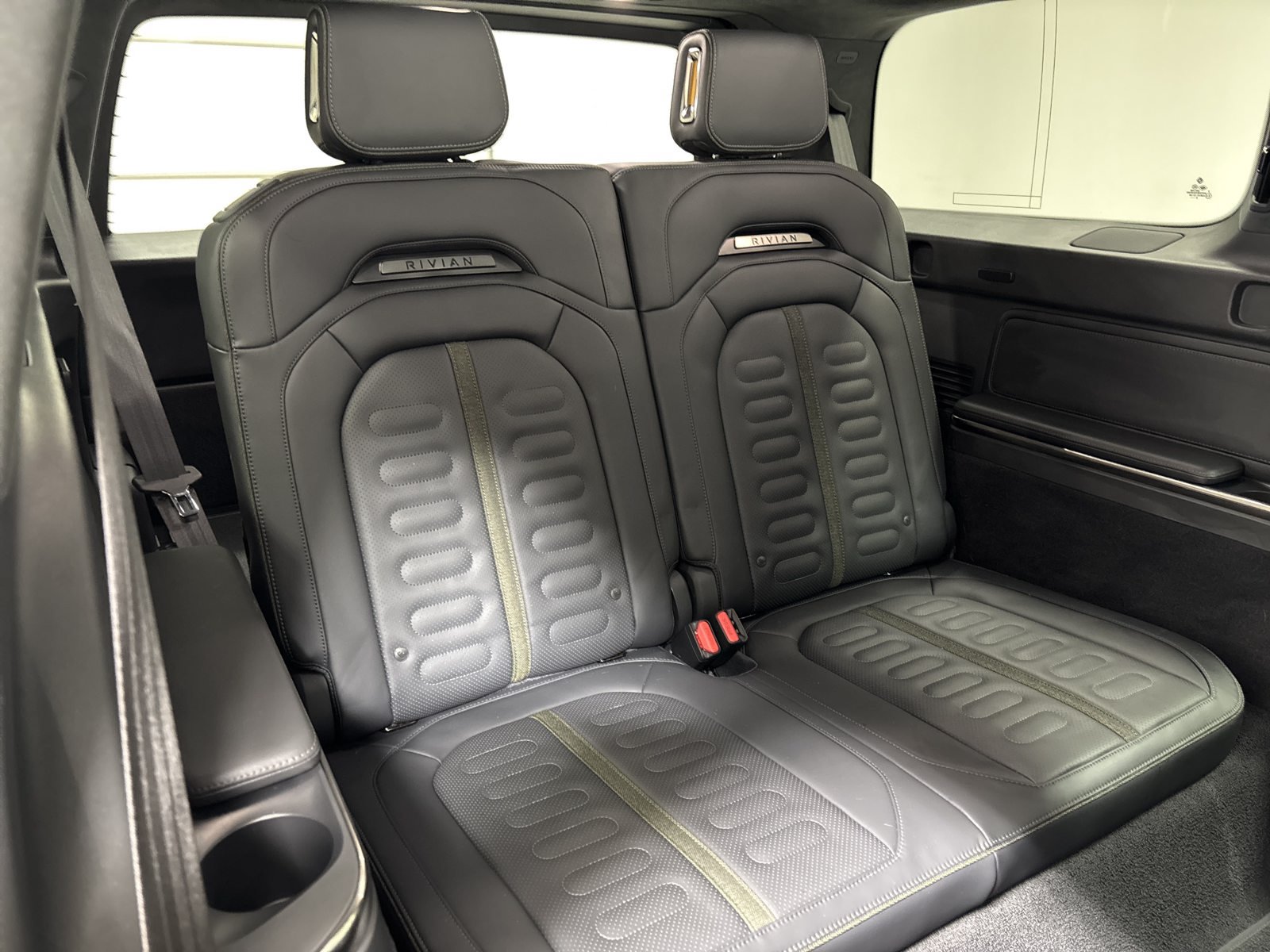 Used 2023 Rivian R1S Adventure Quad AWD/4WD image 22
