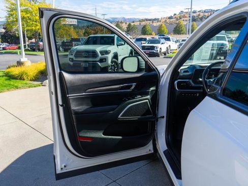 Certified 2025 Kia Telluride EX X-Line image 18