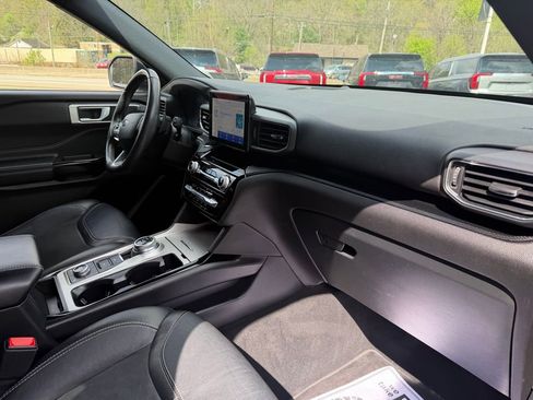 Used 2022 Ford Explorer ST w/ ST Street Pack AWD/4WD image 40