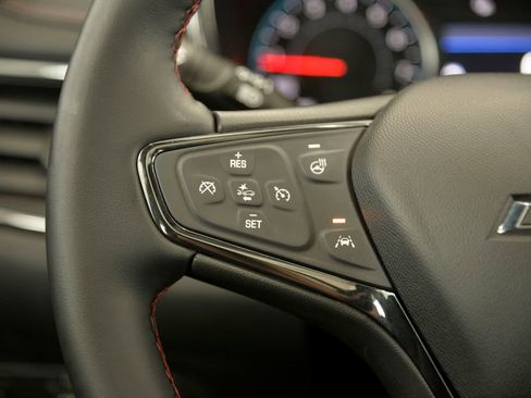 Used 2023 Chevrolet Equinox RS w/ RS Leather Package AWD/4WD image 22