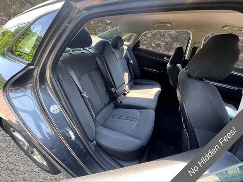 Used 2022 Kia K5 LXS FWD image 24