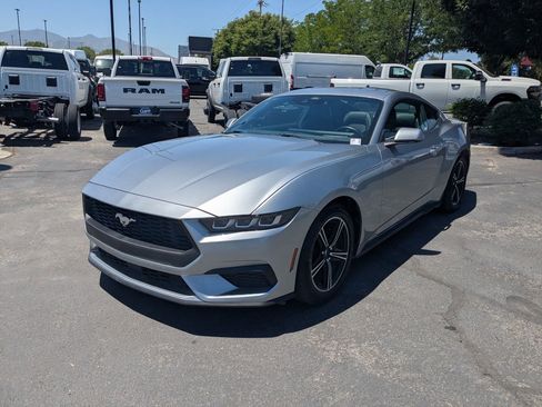 Used 2025 Ford Mustang Premium RWD image 10