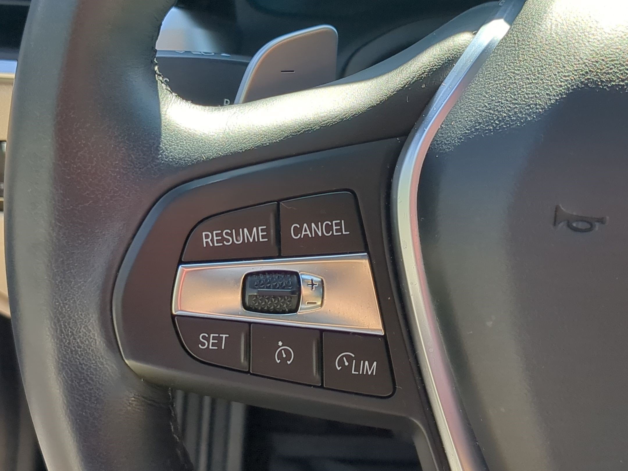 Used 2021 BMW 330i Sedan w/ Premium Package RWD image 19
