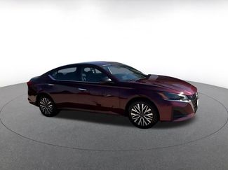 Used 2025 Nissan Altima 2.5 SV FWD video 2