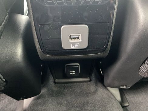 New 2026 Jeep Compass Latitude AWD/4WD image 17