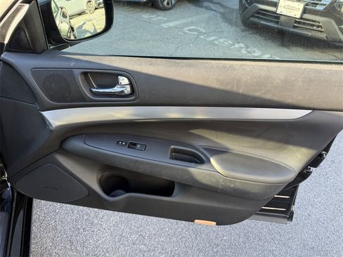 Used 2011 INFINITI G37 x w/ Premium Pkg image 29