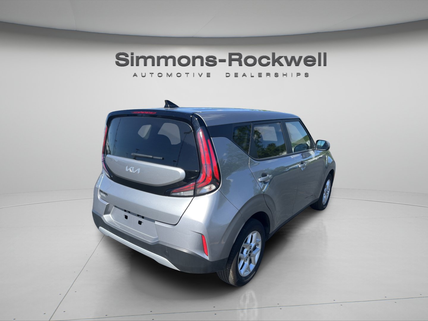 Used 2025 Kia Soul LX w/ LX Technology Package FWD image 5