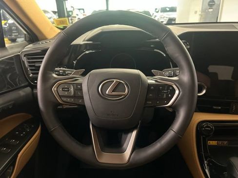 Used 2026 Lexus NX 350h AWD w/ Cold Area Package image 15
