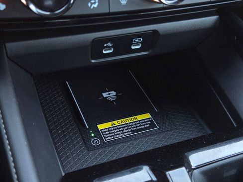 Used 2024 Honda Accord Touring image 19