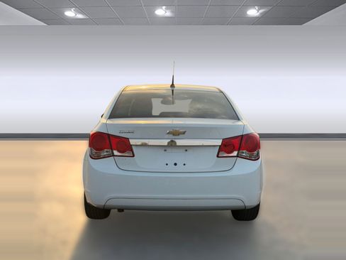 Used 2012 Chevrolet Cruze LS image 10