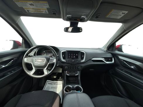 Used 2023 GMC Terrain SLE image 17
