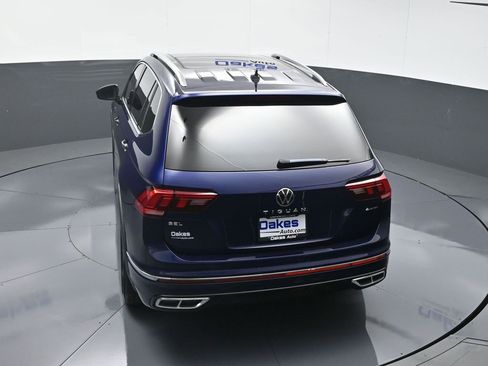 Used 2022 Volkswagen Tiguan SEL R-Line image 55