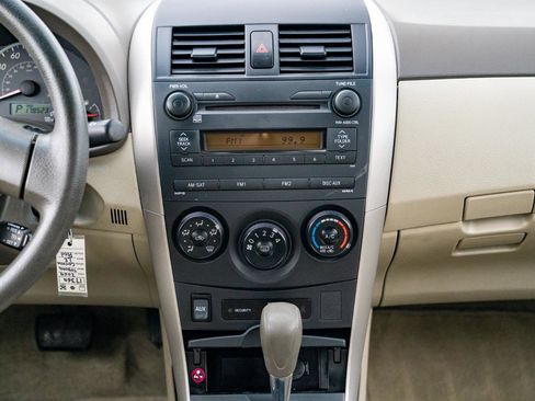 Used 2009 Toyota Corolla LE image 21