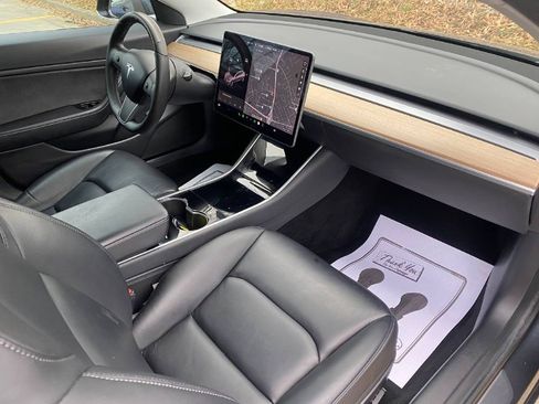 Used 2020 Tesla Model 3 Long Range image 9