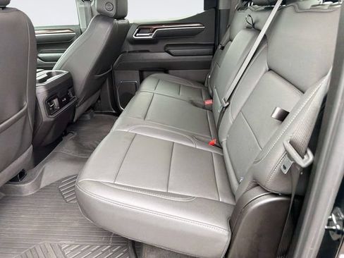 Used 2025 Chevrolet Silverado 1500 RST w/ Convenience Package II AWD/4WD image 14