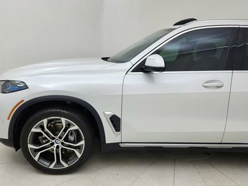 Used 2026 BMW X5 sDrive40i RWD image 9