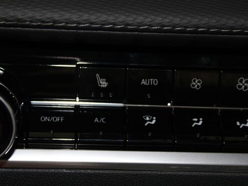 New 2026 Chevrolet Equinox LT w/ Convenience Package II image 37