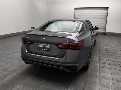 Used 2021 Nissan Altima 2.5 SV w/ SV Premium Package FWD image 7