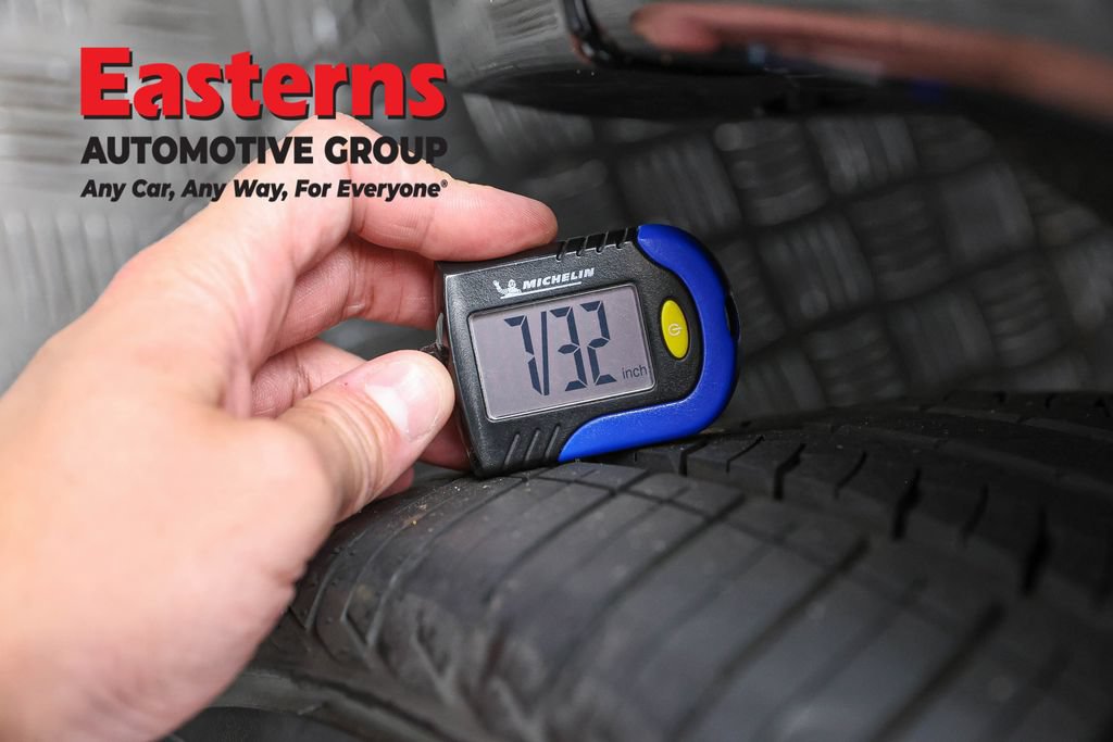 Used 2024 Dodge Durango GT RWD image 30