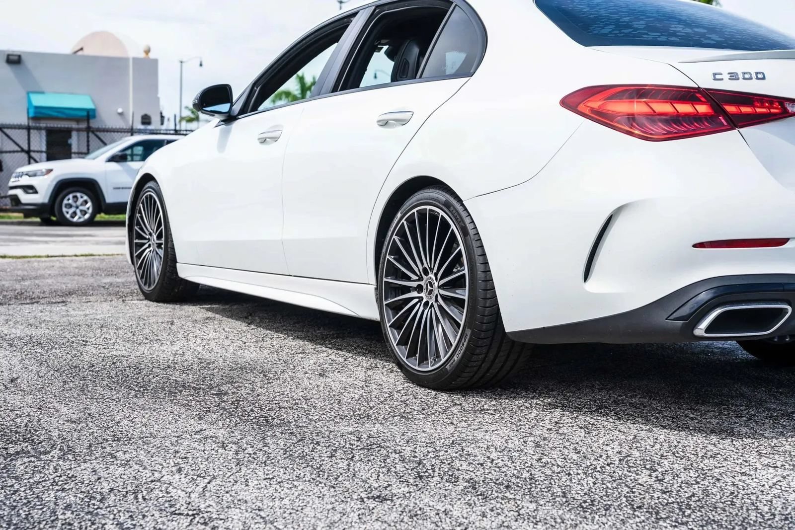 Used 2022 Mercedes-Benz C 300 Sedan image 11