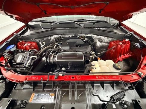 Used 2020 Ford Explorer XLT w/ Equipment Group 202A image 30