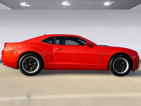 Used 2013 Chevrolet Camaro LS image 7