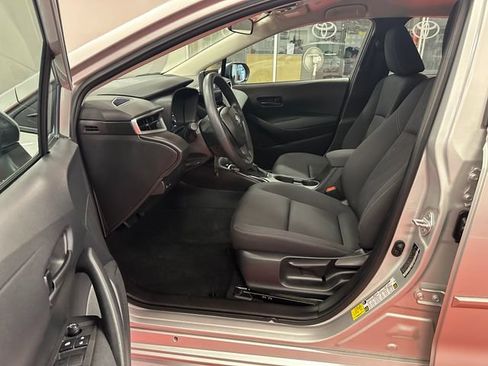 Used 2024 Toyota Corolla LE FWD image 10