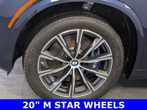 Used 2022 BMW X5 M50i w/ Executive Package image 4