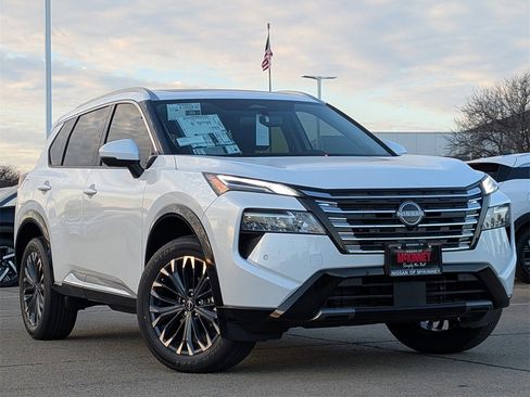 New 2026 Nissan Rogue Platinum w/ Platinum Premium Package image 2