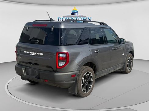 Used 2023 Ford Bronco Sport Outer Banks w/ Tech Package AWD/4WD image 3