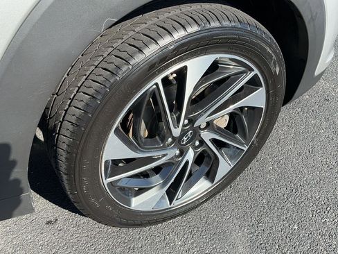 Used 2020 Hyundai Tucson Sport image 6