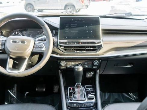 Used 2022 Jeep Compass Trailhawk image 15