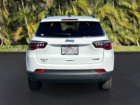 New 2026 Jeep Compass Latitude image 4