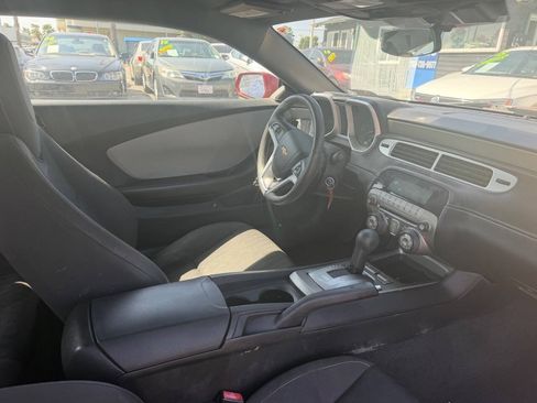 Used 2015 Chevrolet Camaro LS RWD image 4