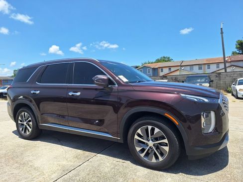 Used 2022 Hyundai Palisade SEL FWD image 2