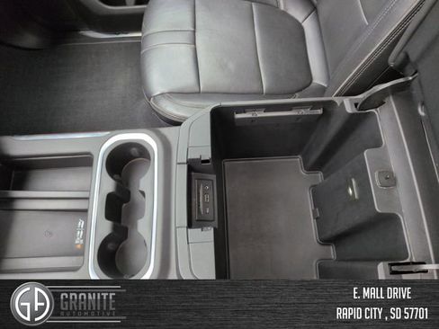 Used 2021 Chevrolet Silverado 1500 High Country w/ Technology Package AWD/4WD image 27