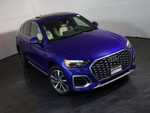 Used 2023 Audi Q5 2.0T Premium Plus w/ Premium Plus Package AWD/4WD image 7