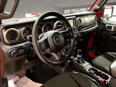 Used 2018 Jeep Wrangler Unlimited Sport S image 11