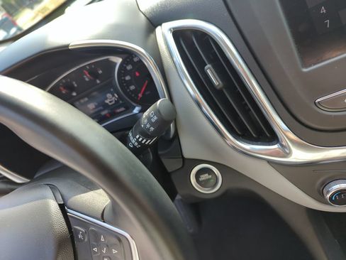 Used 2024 Chevrolet Equinox LT AWD/4WD image 23