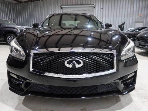 Used 2015 INFINITI Q70 3.7 w/ Sport Package RWD image 8