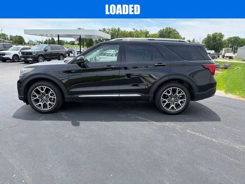 Used 2025 Ford Explorer Platinum w/ Ultimate Package AWD/4WD image 7