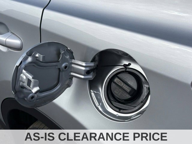 Used 2013 Toyota RAV4 XLE AWD/4WD image 19
