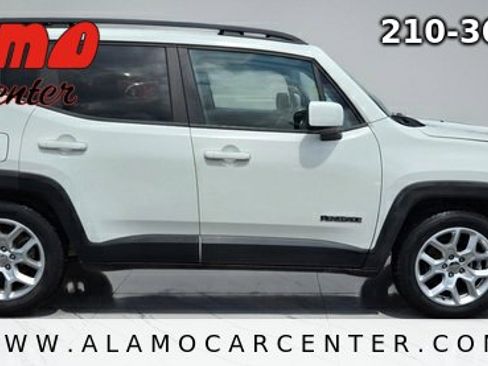 Used 2017 Jeep Renegade Latitude w/ Popular Equipment Group FWD image 6