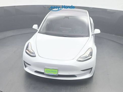Used 2018 Tesla Model 3 Mid Range RWD image 18