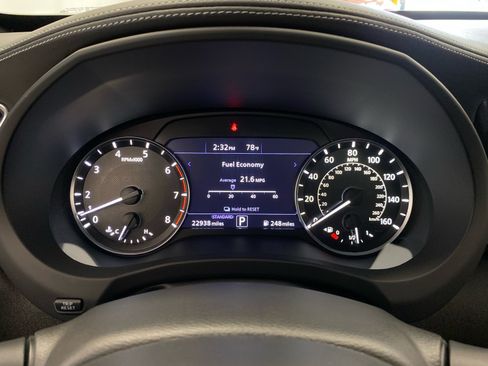 Used 2021 INFINITI QX50 Luxe w/ Appearance Package AWD/4WD image 22