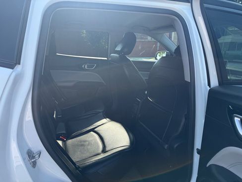 Certified 2022 Jeep Compass Limited image 15