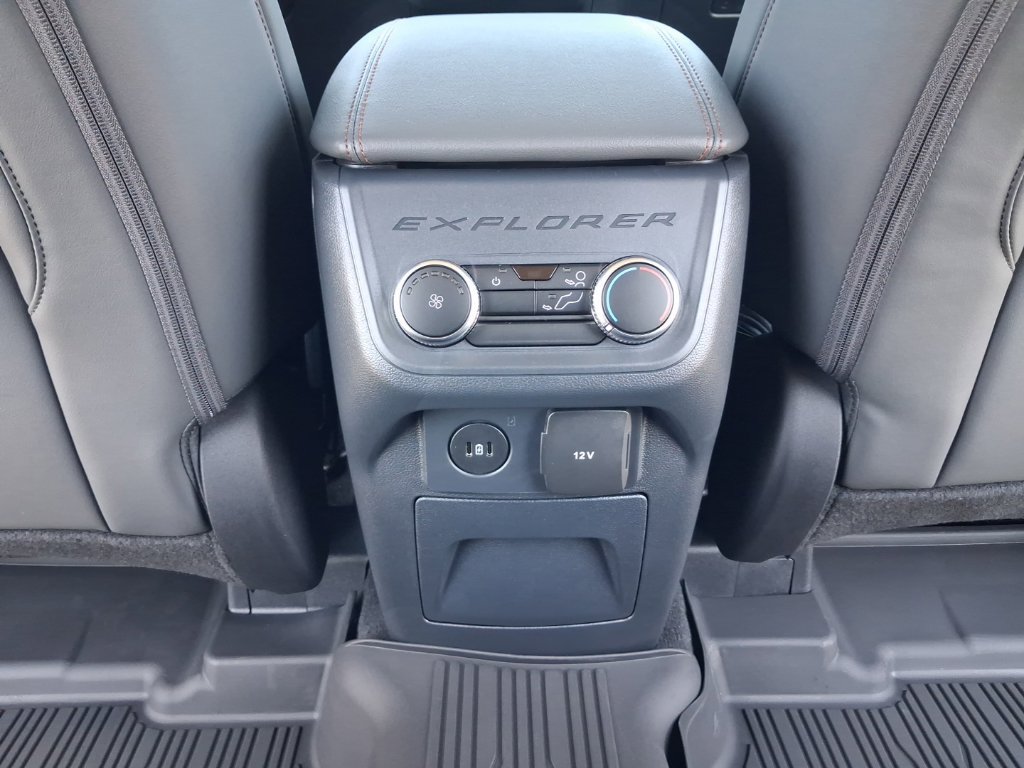 New 2026 Ford Explorer Active w/ Active Comfort Package AWD/4WD image 19