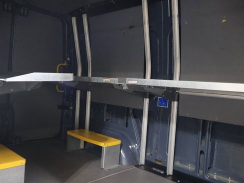 Used 2018 Mercedes-Benz Sprinter 2500 image 13